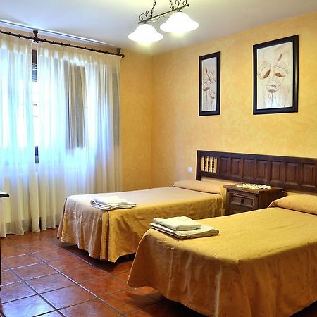 Гостевой дом La Casa De Las Parrillas Каньямарес Экстерьер фото